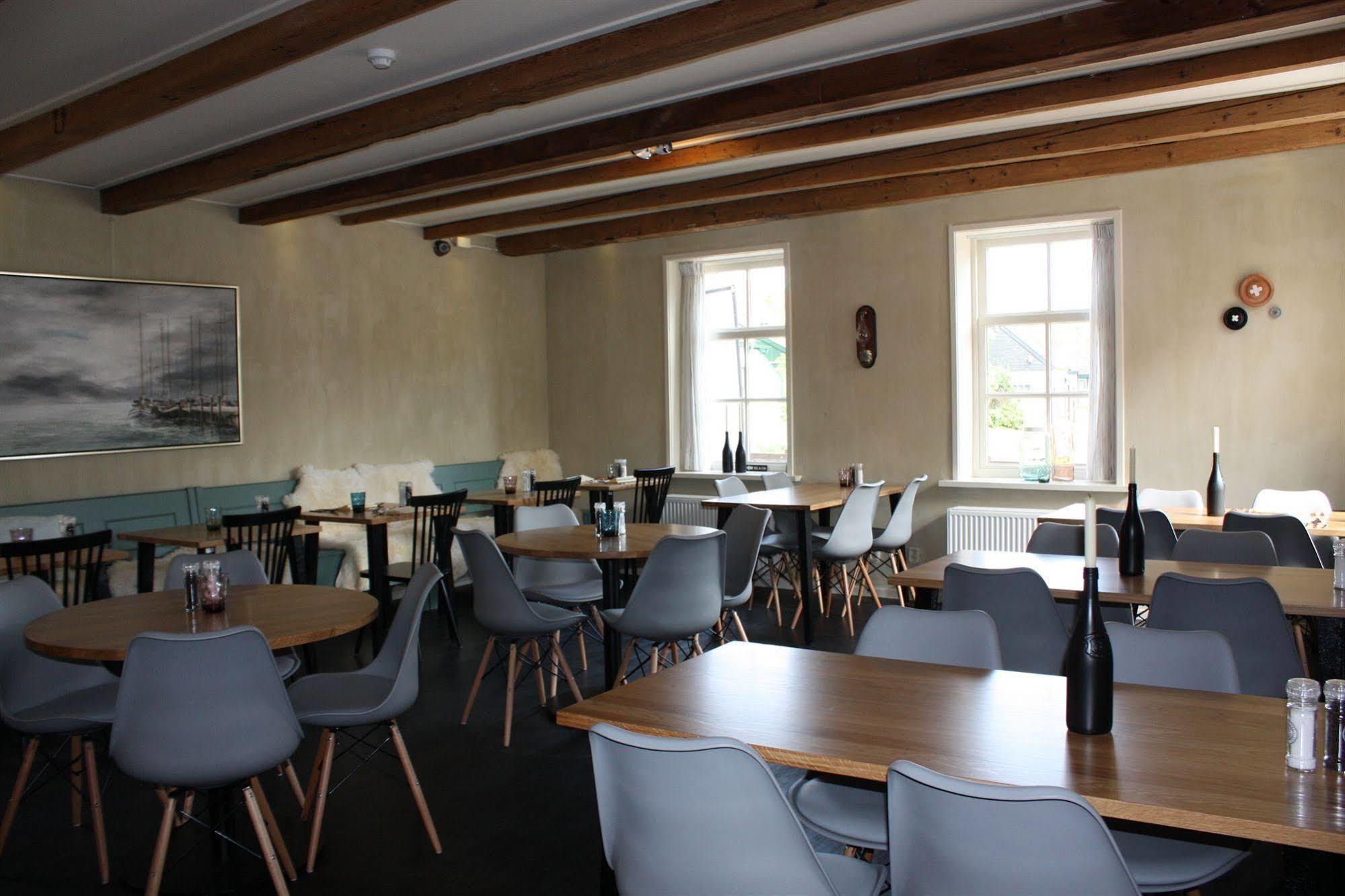 Bij Hen Op Ameland Hotel Hollum  Exterior photo